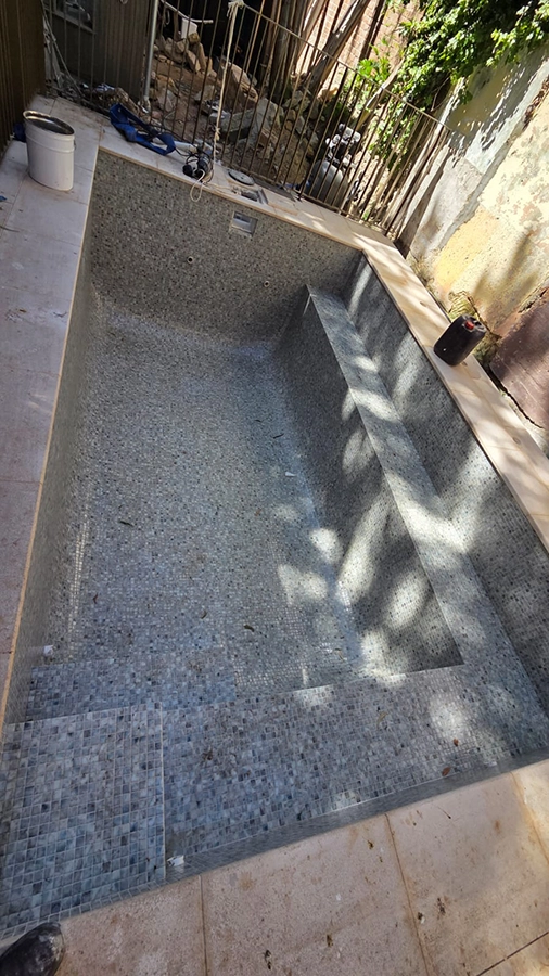 Home swimming pool (1)